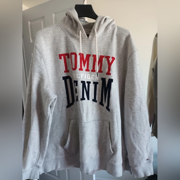 Tommy Hilfiger Grey Hoodie - Picture 2 of 2